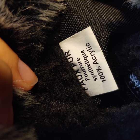 Santana Canada Boots with Faux Fur Top - Picture 14 of 16